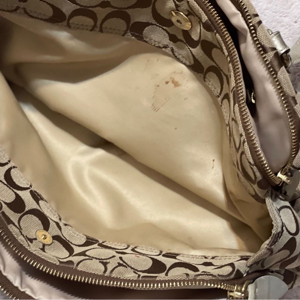 Coach purse - Picture 7 of 7